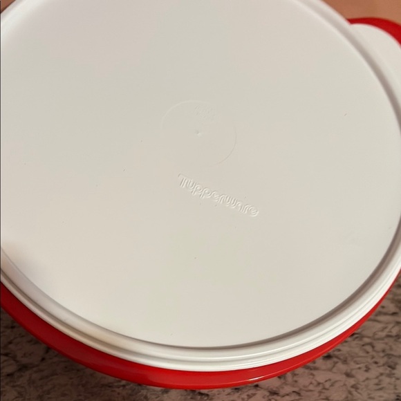 Red Mixing Bowl with Lid - Picture 2 of 5